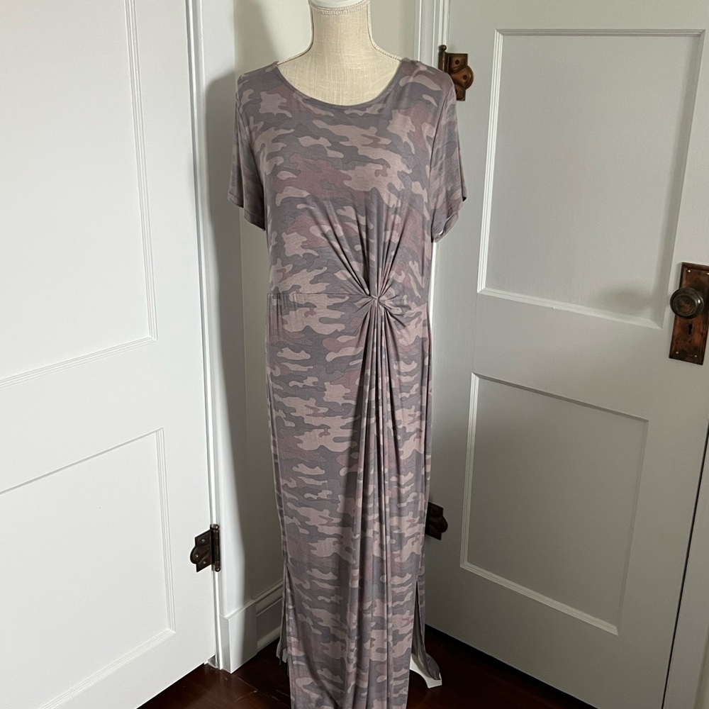 Maurices 24/7 Camo Maxi Dress Size L Side Twist Soft Stretch NWT